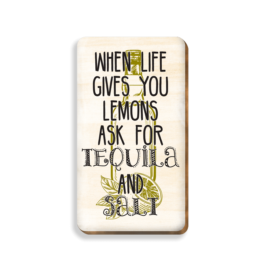 Magnet_5x9_when_life_gives_you_lemons_tequilla Magnet z napisom "When life gives you lemons ask for tequila and salt" in ilustracijo tekile ter limone