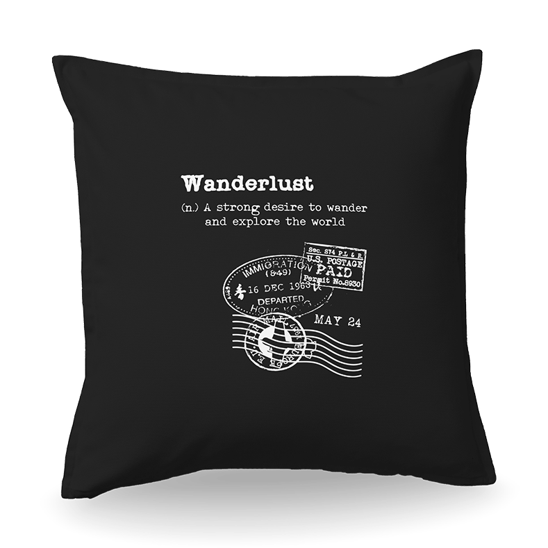 Vzglavnik_wanderlust_black Črn vzglavnik z napisom "Wanderlust"